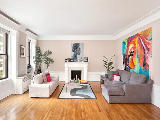 Rented by Sotheby's International Realty | media 17