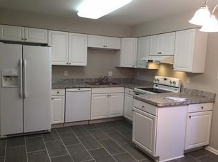 1871 Ivystone Ct, Henrico, VA 23238