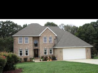 304 Pocahontas Trl, Piney Flats, TN 37686