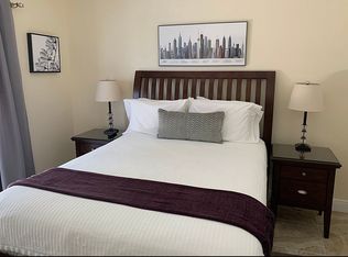 2405 NE 7th Ave, Wilton Manors, FL 33305