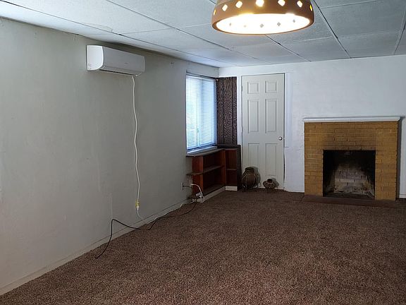 View of living/dining room from kitchen