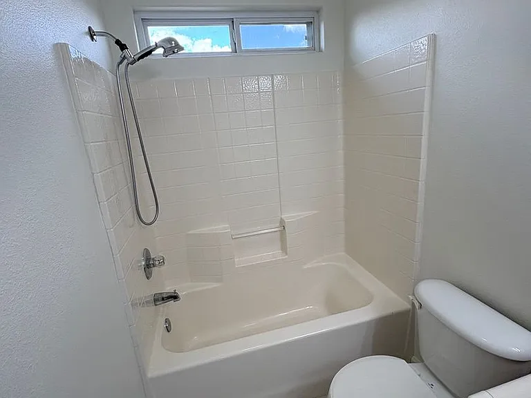 5928 W Whitley Ave — Photo 24