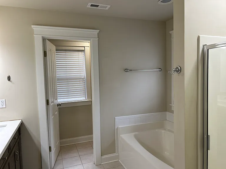 119 Mountain Dr — Photo 25
