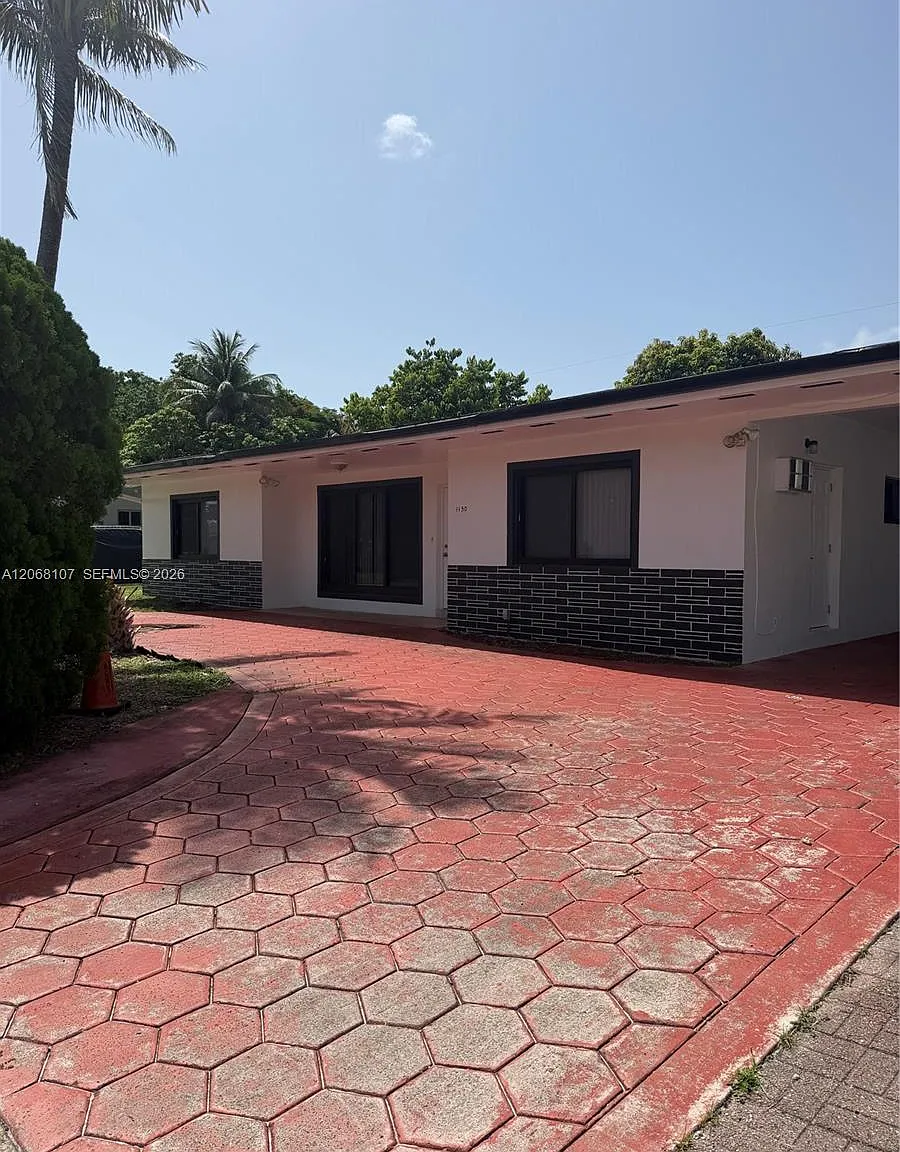 Lucky Star Estates — Photo 1