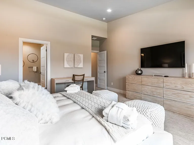 969 W Eland Cir #87 — Photo 26