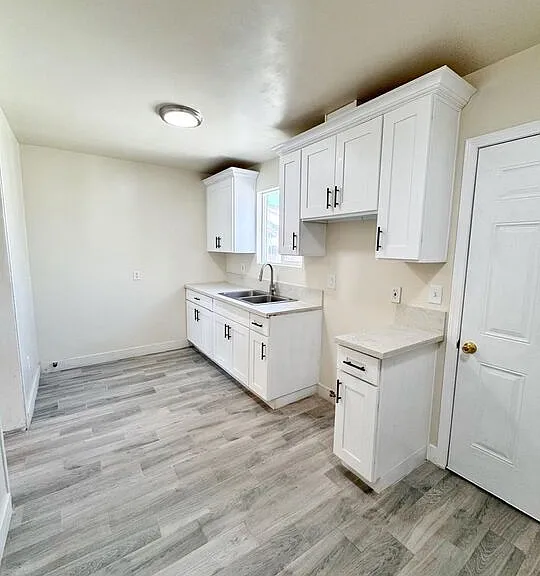 1223 Maple St — Photo 10