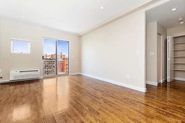 Rented by REAL New York | media 19