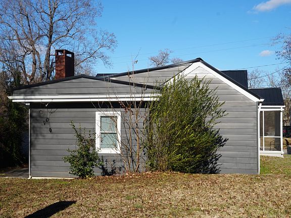 4th image of 2105 Willow St