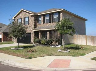 5220 Feria Dr, Laredo, TX 78043