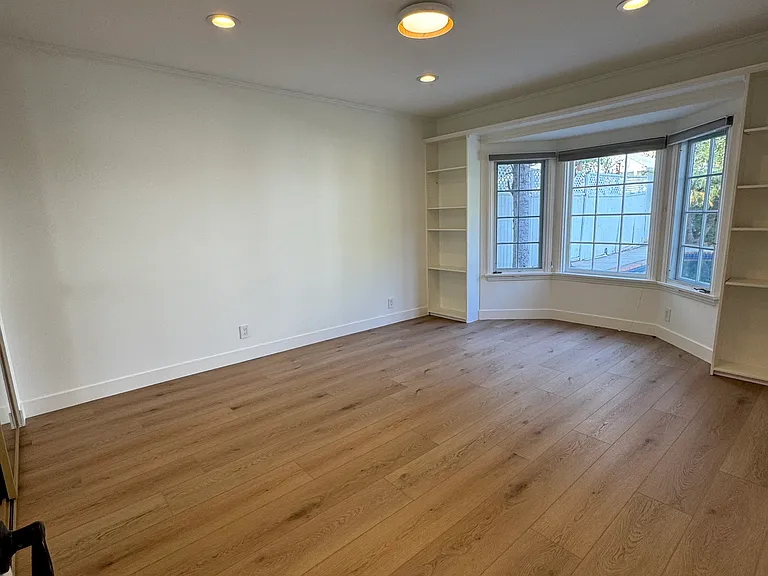 12227 Shetland Ln — Photo 9