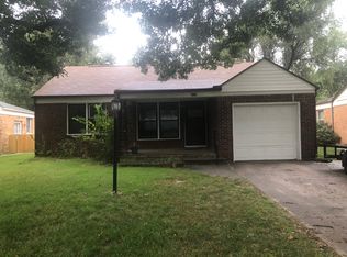 2019 S Elpyco Ave, Wichita, KS 67218