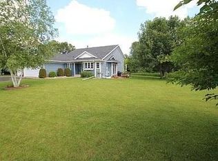 825 Sartell Ct, Sartell, MN 56377