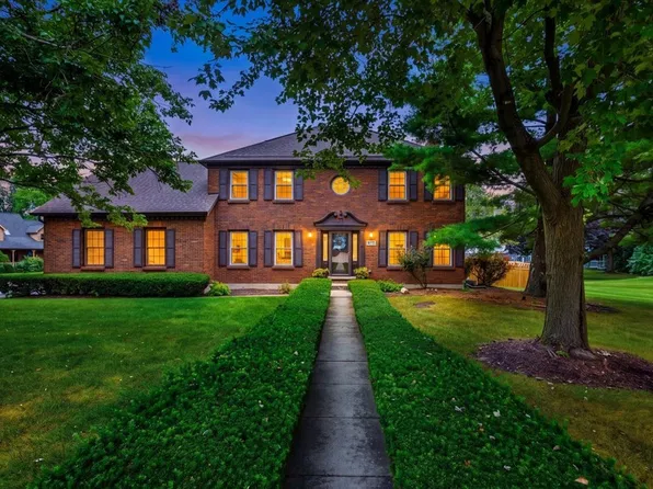877 Bonnie Brae Ln, Bolingbrook, IL 60440