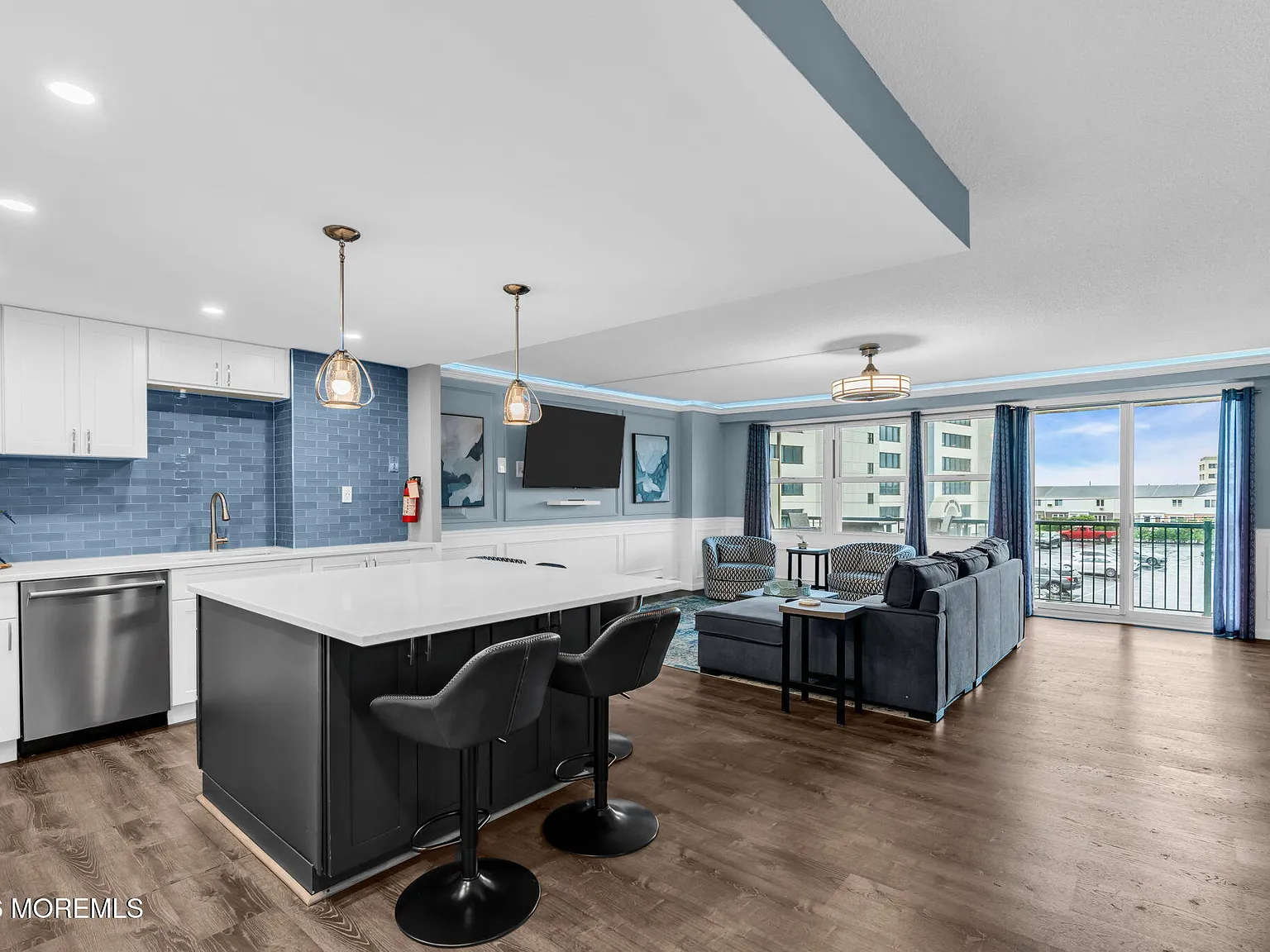 1 bed, 916 sqft, $3,300 — Photo 1