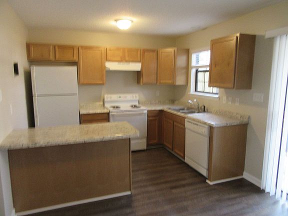 5th image of 2750 W 12th St APT 3A