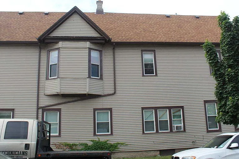 1803 S 6th St #UPPER FRONT — Photo 5