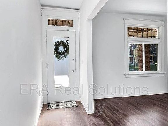3rd image of 2558 Warsaw Ave #3