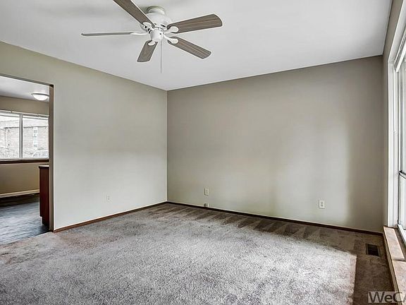 5th image of 1732 Karen St