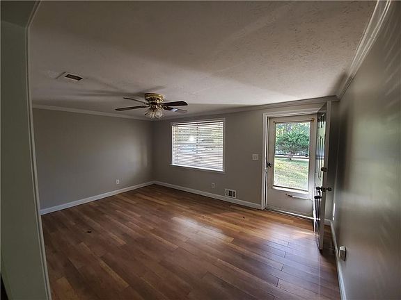 5th image of 5936 N Bear Dr