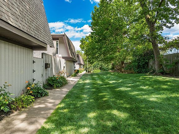 4th image of 5428 Worthington Forest Pl W