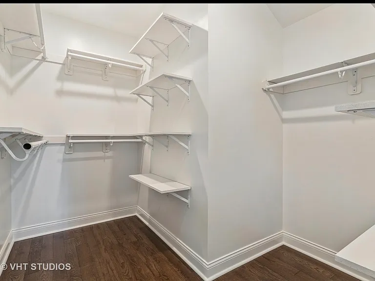 1415 E Fleming Dr S — Photo 28