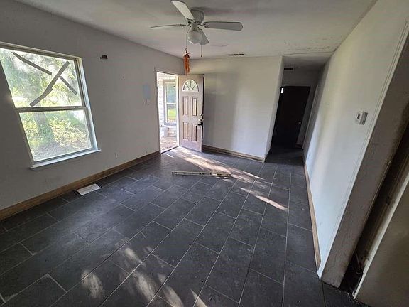 4th image of 718 N Denny St