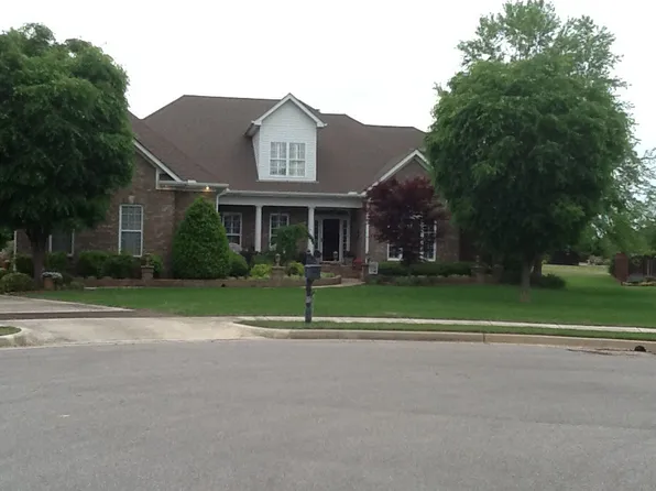 105 Bishop Spring Ct NW, Huntsville, AL 35806