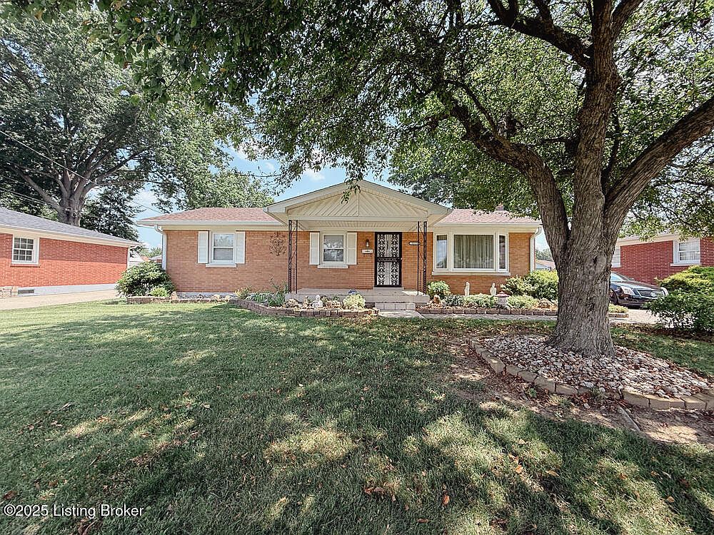 邦楽 PONTIACSGALAXYHEADMEETING Blankeyjetcity 5217 Galaxie Dr, Louisville, KY 40258 | Zillow