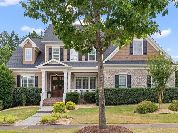 101 Synandra Ln, Holly Springs, NC 27540