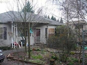 1st image of 2612 Neals Ln