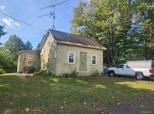 25282 Bridge St, Calumet, MI 49913