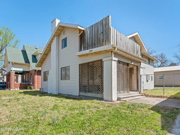 219 N Moffet Ave, Joplin, MO 64801