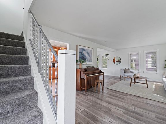 5th image of 311 Barth Ave