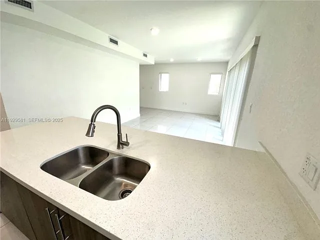 1163 NW 2nd St — Photo 7
