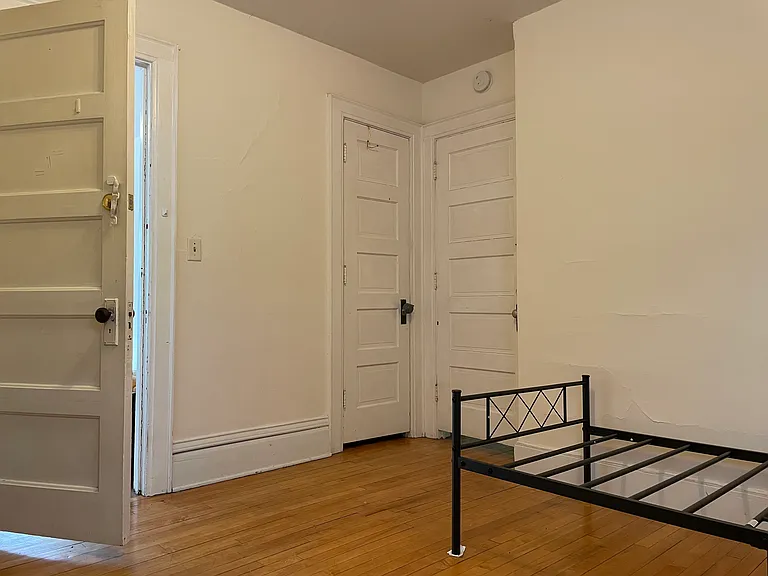834 E Gorham St #2 — Photo 12