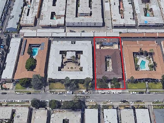 5th image of 8801 Tobias Ave