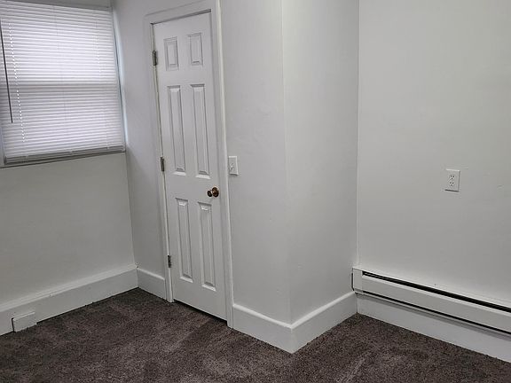 4th image of 619 Napoleon St APT C