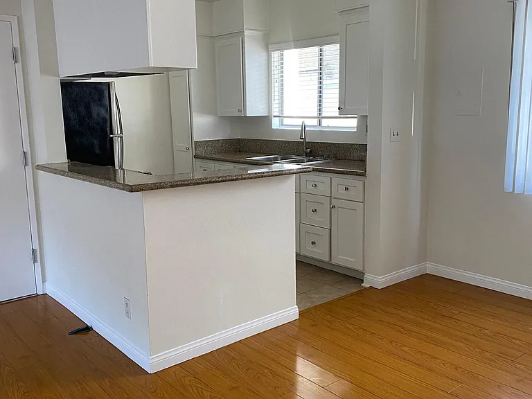 9129 National Blvd #10 — Photo 1