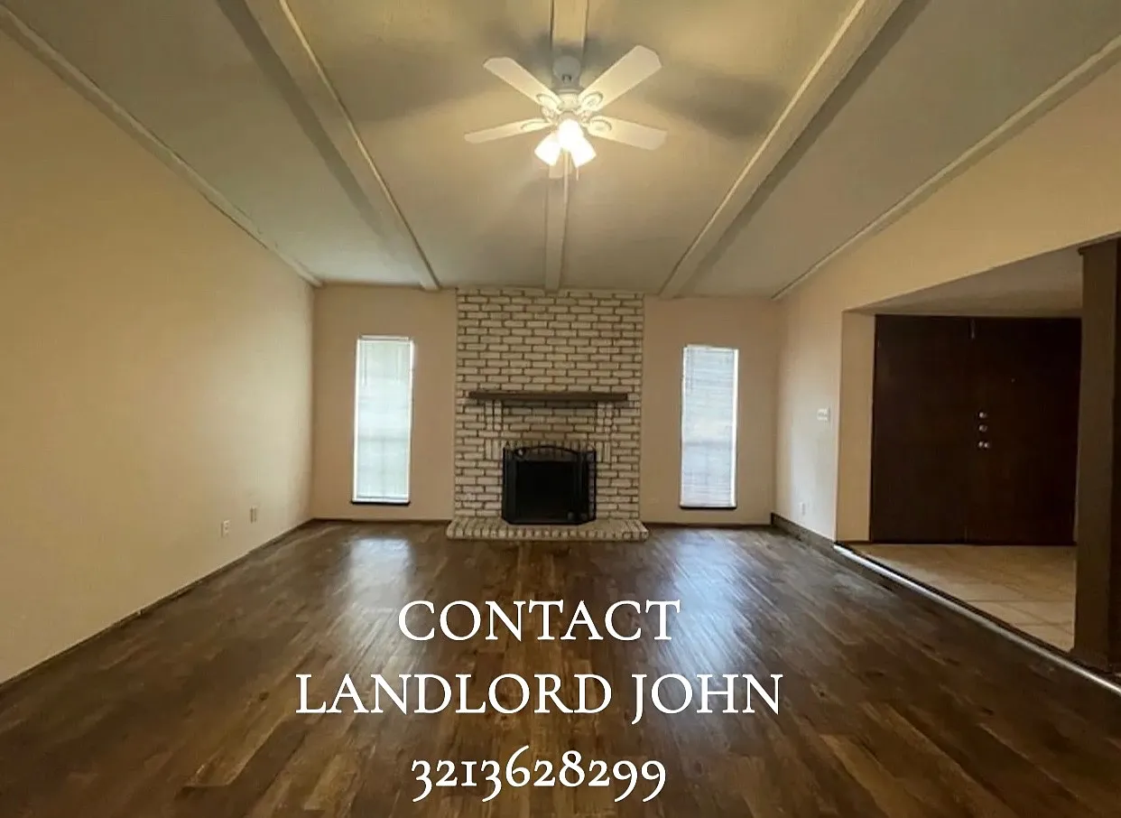 3 bed, 1900 sqft, $2,564 — Photo 3