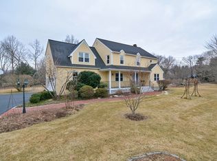 34 Anthony Rd, Hopedale, MA 01747