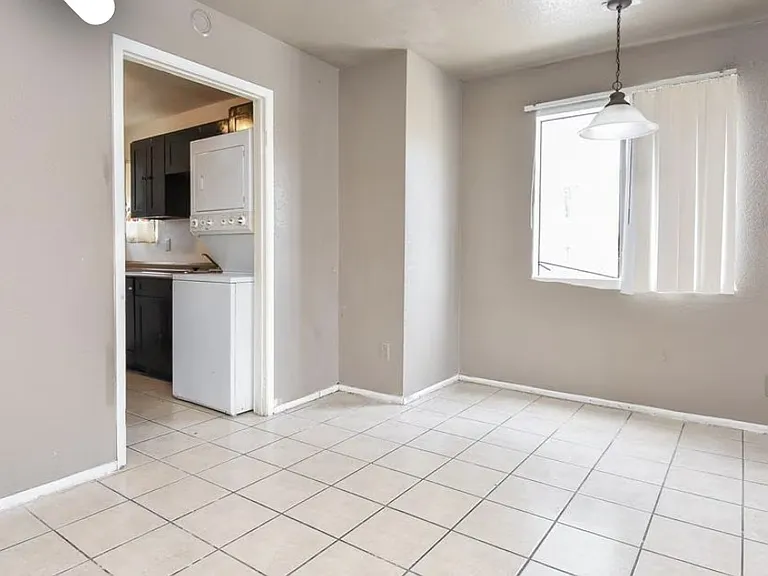 8405 Wilcrest Dr #2700 — Photo 15