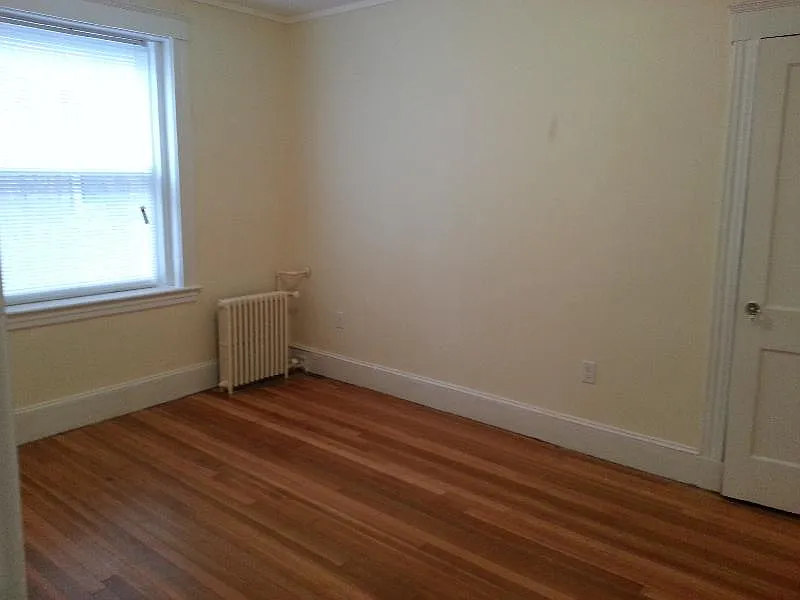 2 bed, 1.0 bath, $2,500 — Photo 4