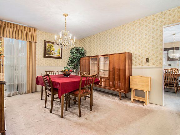 4th image of 53930 Delany Ln
