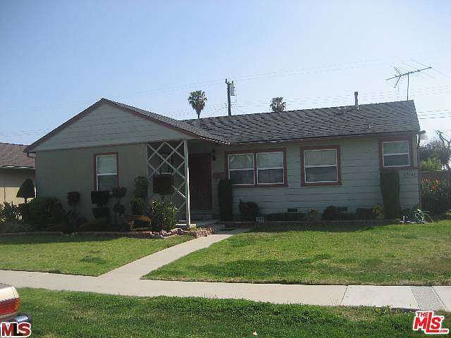 1st image of 13124 Casimir Ave