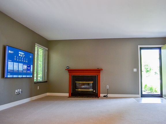 2nd image of 1415 Presto St APT 6
