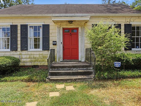 5th image of 621 Eagle Ave