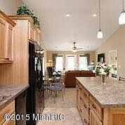 5th image of 701 Riverwalk St #7
