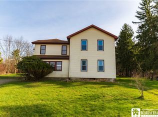 2743 Riverside Rd, Jamestown, NY 14701