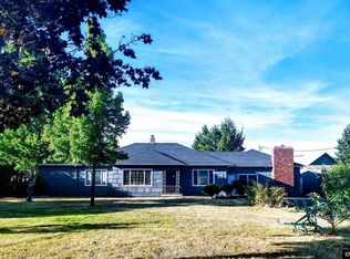 703 Toliver Rd, Molalla, OR 97038