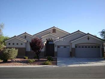 1st image of 2715 Throstle Dr